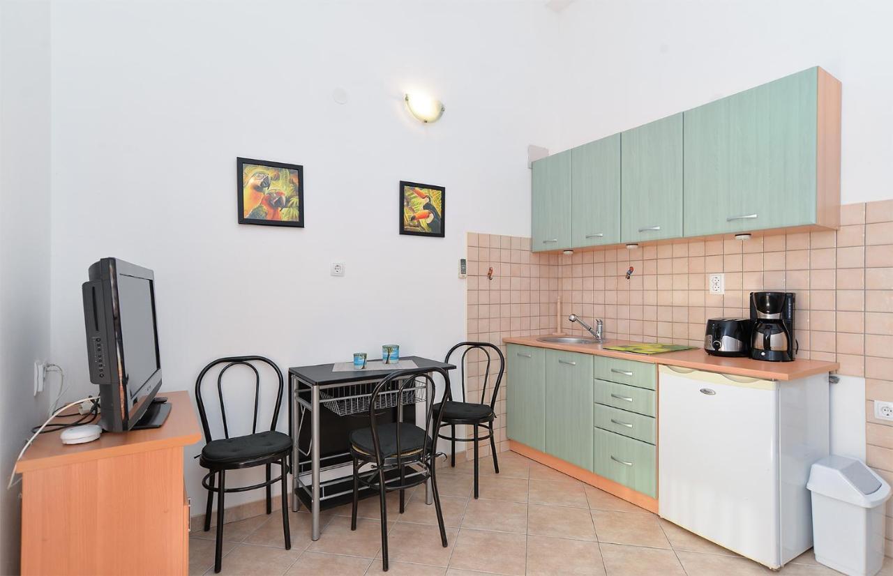 Apartments Ariana 1989 Fažana エクステリア 写真
